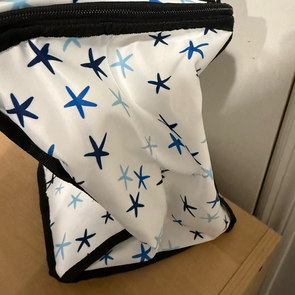 Scout Star Pleasure Chest Cooler Bag - Picture 4 of 6